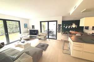 ZOOVIERTEL*ERDGESCHOSS*MODERN*EBK*TIEFGARAGE*AUFZUG
