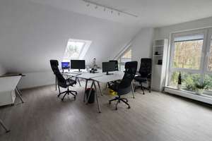 Großzügige 152 m² Wohnung mit Aufzug, Blick ins Grüne und Schlossgarten – Oldenburger Straße 209, 26180 Rastede – Vorschaubild 2