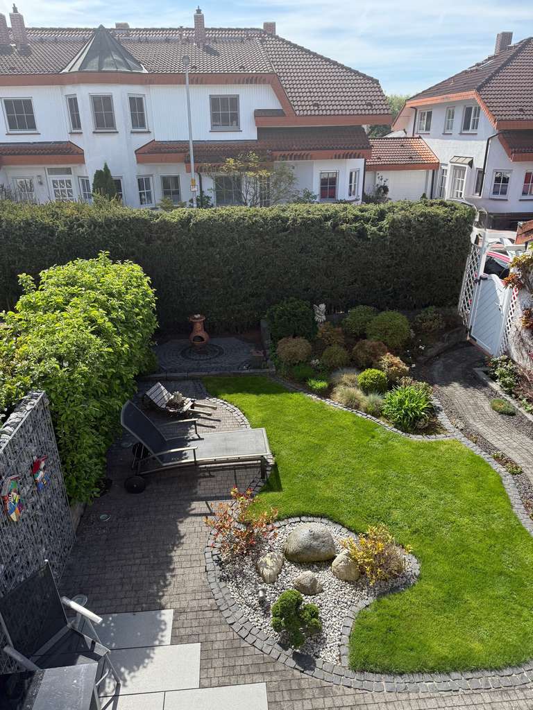 Stilvolle Doppelhaushälfte in ruhiger Lage mit Kamin, Sauna & Garten – Von privat – provisionsfrei!