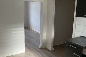 Schöne und gemütliche 1-Zimmer-Wohnung mit EBK in Remscheid-Hasten – Hammesberger Str. 82, 42855 Schöne Aussicht, Remscheid – Vorschaubild 3