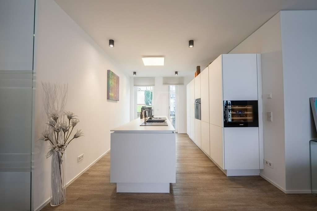 Immobilie in Weitersburg - Neuwertige Eigentumswohnung mit gehobener Ausstattung und 2 Tiefgaragen-Stellplätzen - Bild 3