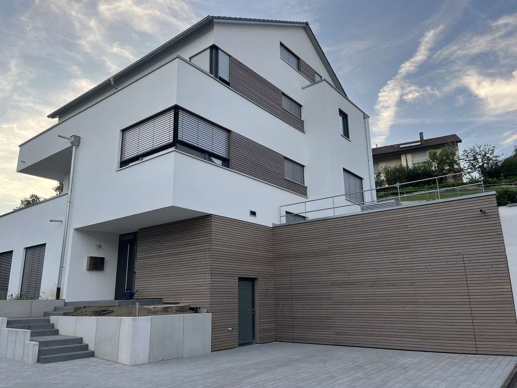 Immobilie in Neckartailfingen - Exklusives Neubau-Einfamilienhaus mit Aufzug und Weitblick in Neckartailfingen zu verkaufen - Bild 0