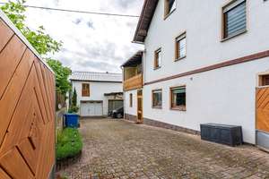 Familientraum in 2 Häusern, großem Hof & viel Platz nahe Idstein/ Bad Camberg – Die vollständige Adresse der Immobilie erhältst du vom Anbieter., 65510 Hünstetten – Vorschaubild 4