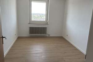 Familienfreundliche 4 - Zimmerwohnung mit atemberaubender Aussicht in Orschel-Hagen – Frankfurter Straße 10, 72760 Reutlingen-Mitte, Reutlingen – Vorschaubild 10