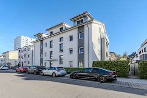 Modern wohnen mit Komfort – Dachgeschosswohnung mit Balkon & TG-Stellplatz – Die vollständige Adresse der Immobilie erhältst du vom Anbieter., 74076 Heilbronn, Heilbronn – Vorschaubild 16