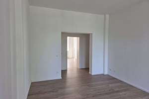 RESERVIERT - Moderne Altbauwohnung mit großem Balkon - Bezug nach Kernsanierung – Franz-Bielefeld-Straße 75, 45881 Schalke, Gelsenkirchen – Vorschaubild 3