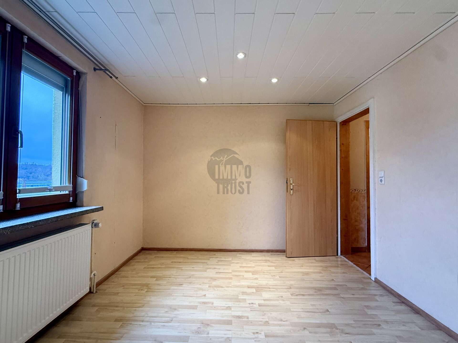 Immobilie in Neudenau - RUHIGE RANDLAGE - AUTARKES WOHNEN MÖGLICH - Bild 0