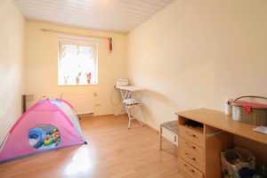 Gepflegtes, großzügiges 5-Zi.-Zuhause mit großem Garten – Neuburg-Schrobenhausen (Kreis) – Vorschaubild 8