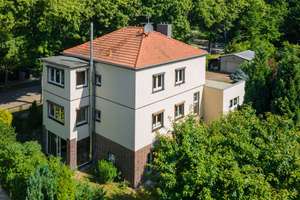 Keller, Kamine, Garage u.v.m.: Hochwertig saniertes Ein-/Zweifamilienhaus nahe S-Bhf. Neuenhagen