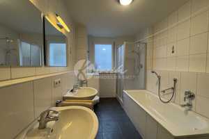 Möblierte 3ZKB Wohnung am Lech, lichtdurchflutet, Terrasse, Garten, perfekte Anbindung – Augsburg – Vorschaubild 10