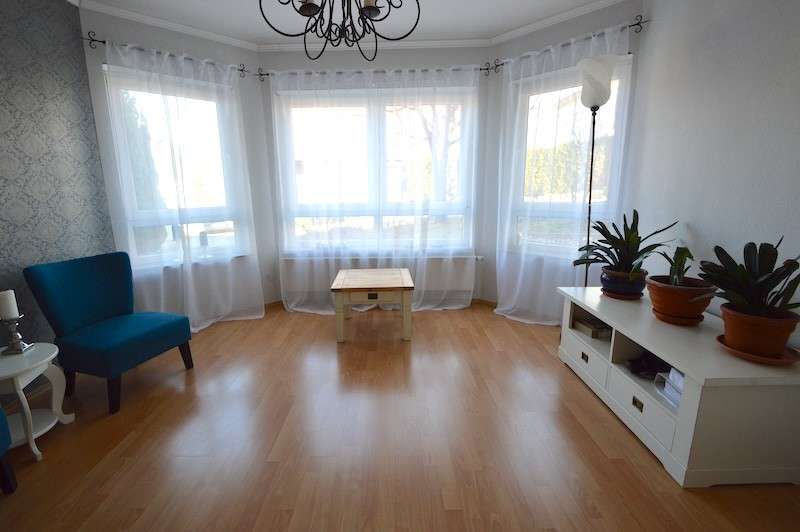 Immobilie in Essenheim - Falanga Immobilien - RAUMWUNDER! Charmantes & gemütliches EFH mit reichlich Platz und Fernblick in E - Bild 0