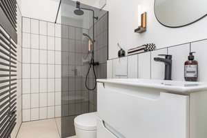 Midcity Life - Sanierte Wohnung mit Terrasse und Privatgarten zwischen Naturkundemuseum & Torstraße – Die vollständige Adresse der Immobilie erhältst du vom Anbieter., 10115 Mitte (Ortsteil), Berlin – Vorschaubild 13
