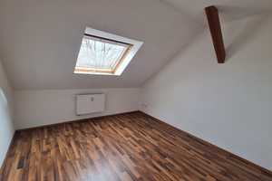 ***Dachgeschoßwohnung, mit Balkon und Eckbadewanne*** – Reichsstraße 44, 9112 Chemnitz – Vorschaubild 13