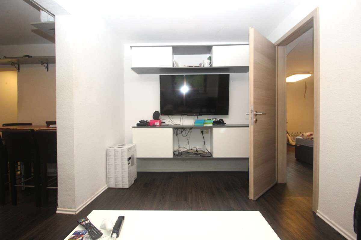 Immobilie in Königswinter - Wohnhaus mit 3 Mieteinheiten zentral in Königswinter-Thomasberg! - Bild 0