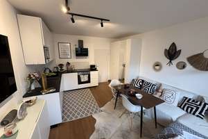 (Bitte die Beschreibung lesen) Zentrale und ruhige 2-Zimmer Wohnung in der Kölner Innenstadt