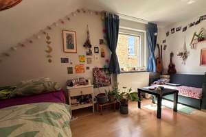 3 Zi.-DG-Wohnung mit Fernsicht in Top Lage von Stuttgart West Nähe Hölderlinplatz – Die vollständige Adresse der Immobilie erhältst du vom Anbieter., 70176 Rosenberg, Stuttgart – Vorschaubild 4
