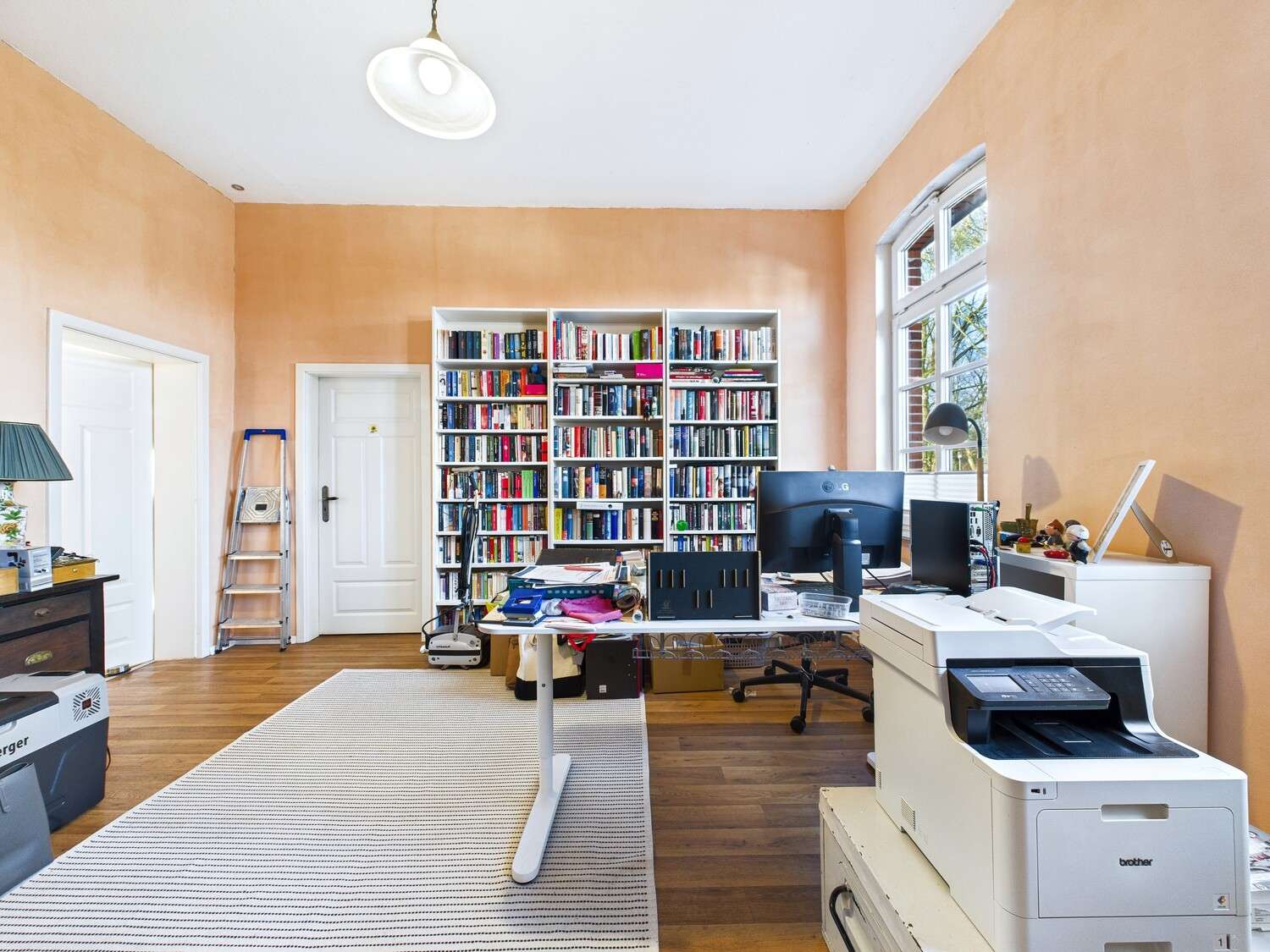 Immobilie in Großefehn - Historischer Bahnhof - Saniertes Unikat mit besonderem Wohngefühl auf großem Grundstück - Bild 0