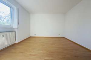 Charmante 2-Zimmer Wohnung mit Balkon, EBK und TG-Stellplatz – 85368 Moosburg an der Isar – Vorschaubild 5