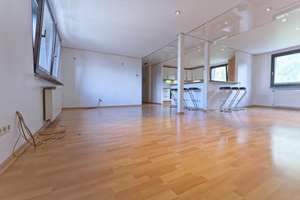 Lichtdurchflutete 4-Zimmerwohnung in OB-Sterkrade/Alsfeld - Energetischer Top-Zustand! – 46149 Alsfeld, Oberhausen – Vorschaubild 3
