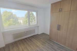 Durchdacht & geräumig: Helle 3-Zimmer-Wohnung mit Tageslicht-Vollbad – Lahrkampstraße 19, 33104 Schloß Neuhaus, Paderborn – Vorschaubild 3