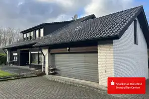 Großzügiges Wohnhaus für die ganze Familie in Hoberge-Uerentup – Bielefeld – Vorschaubild 1