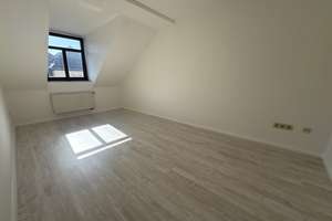 4. OG - Balkon am Wohnzi. - Bad mit Wanne - frei ab SOFORT – Kanzlerstraße 60, 9112 Kaßberg, Chemnitz – Vorschaubild 11