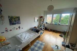 HELLES MODERNES HAUS MIT EINBAUKÜCHE; PARKETT UND EINLIEGER-APARTMENT – Die vollständige Adresse der Immobilie erhältst du vom Anbieter., 40629 Ludenberg, Düsseldorf – Vorschaubild 9