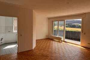 Wunderschöne 2-Zimmer-Wohnung mit Balkon in Hoberge mit traumhaftem Ausblick – Twellbachtal 78, 33619 Dornberg, Bielefeld – Vorschaubild 2