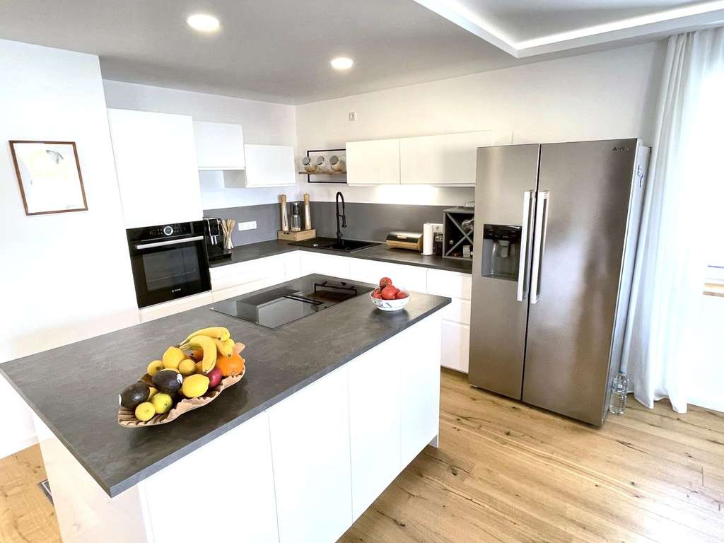 Immobilie in Kahl am Main - Direkt vom Eigentümer - Exklusive Penthouse-Maisonette - 7 Zimmer, ca. 159 m², 50 m² Terrasse - Bild 2