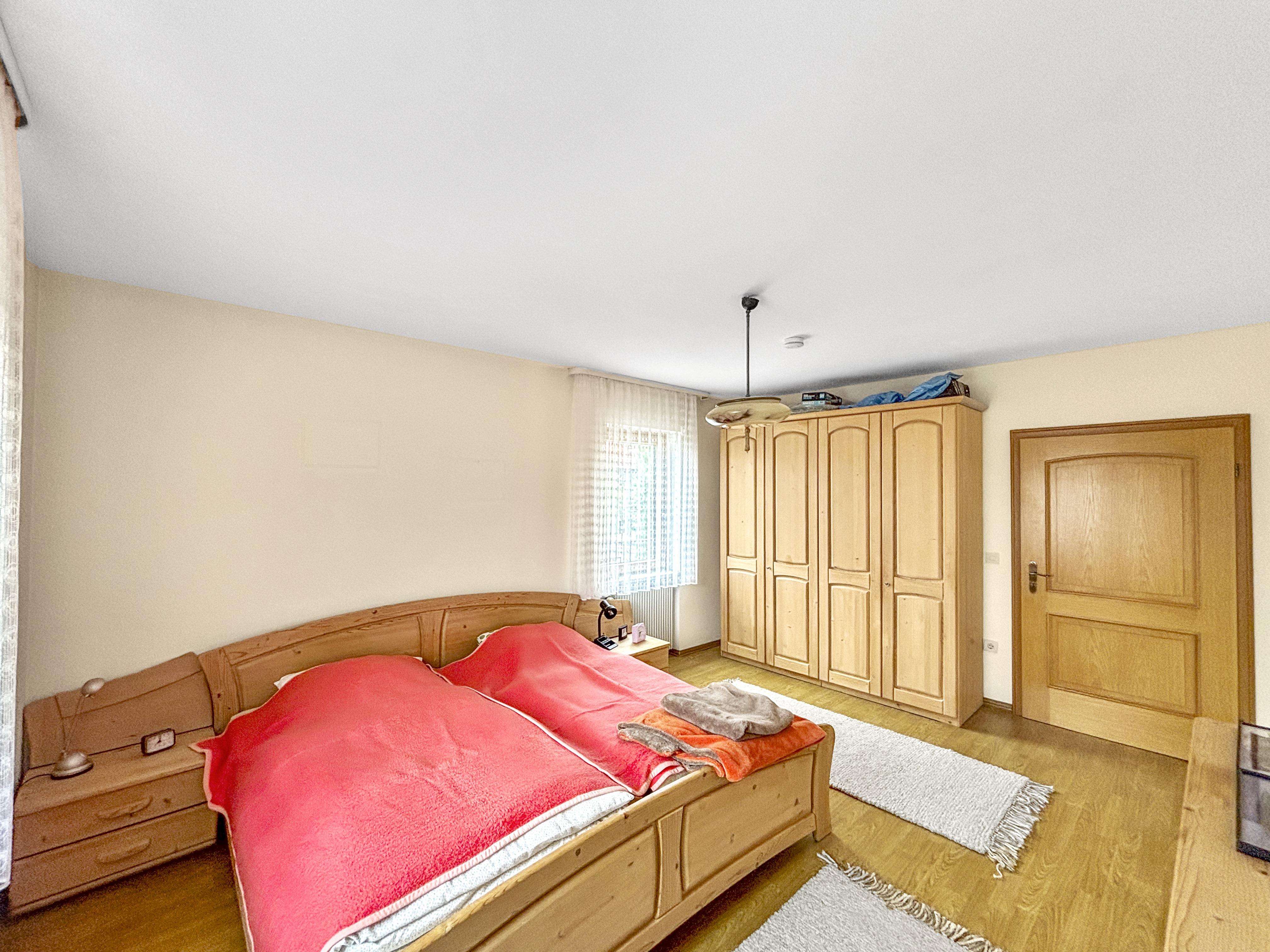 Immobilie in Sommerhausen - Ehemaliges Weingut - Wohnhaus und Nebengebäude in Sommerhausen - Bild 0