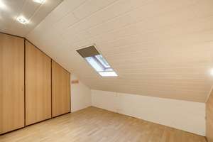 Zweifamilienhaus in Aachen-Forst – großes Grundstück, 4 Garagen & ruhige Lage – Die vollständige Adresse der Immobilie erhältst du vom Anbieter., 52078 Forst, Aachen – Vorschaubild 37