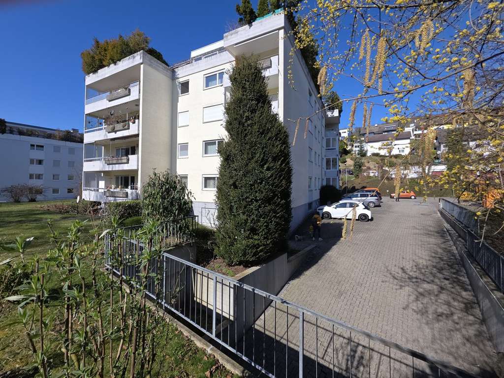 Immobilie in Inzlingen - 4,5 Zi.-ETW mit EBK, Balkon, Aufzug & TG-Platz - Bild 2