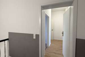 Attraktive  HELLE UND RUHIGE 2 Zimmerwohnung moderner Ausstattung SANIERT – Gumbertstraße 83, 40229 Eller, Düsseldorf – Vorschaubild 16