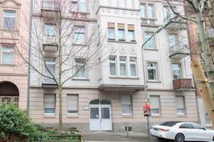 Charmante Altbauperle in zentraler Lage von Wiesbaden - 2 Zimmer ETW mit 2 Balkonen – Die vollständige Adresse der Immobilie erhältst du vom Anbieter., 65195 Westend / Bleichstraße, Wiesbaden – Vorschaubild 1