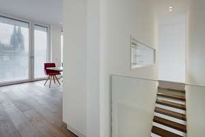 +++ Beeindruckender DOMBLICK!!! Ruhige 4,5-Zimmer Luxus-Penthaus-Maisonettewohnung fußläufig zum Hbf – Jakordenstraße 19, 50668 Altstadt/Nord, Köln – Vorschaubild 16