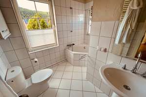 Charmante und stilvolle VILLA mit 4-fach-Garage und schön angelegtem Garten in  66981 Münchweiler – Die vollständige Adresse der Immobilie erhältst du vom Anbieter., 66981 Münchweiler an der Rodalb – Vorschaubild 23