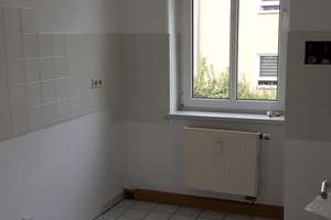 2 Zimmer Wohnung, 1. OG, Laminat, Tageslichtbad mit Dusche, Stellplatz im Hof – Karlsruher Straße 98, 1189 Coschütz/Gittersee, Dresden – Vorschaubild 6