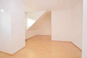 Schöne, große Maisonette- Wohnung mit Kamin, Dachterrasse + Einbauküche. – Die vollständige Adresse der Immobilie erhältst du vom Anbieter., 38112 Lehndorf-Watenbüttel, Braunschweig – Vorschaubild 18
