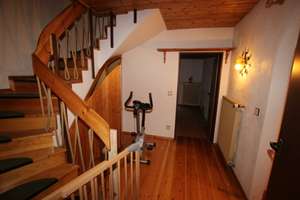 sanierungsbedürftiges Reihenhaus / Hanglage in schöner Siedlungslage - 748 – Die vollständige Adresse der Immobilie erhältst du vom Anbieter., 84347 Pfarrkirchen – Vorschaubild 37