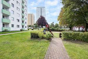 Lübeck von oben – 3 Zimmer mit beeindruckendem Weitblick und Gestaltungsmöglichkeiten – 23560 Moisling, Lübeck – Vorschaubild 14