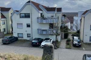 Top gepflegte 2 Zimmer Wohnung mit einer EBK, Balkon sowie Stellplatz in 71139 Ehningen, WM ca: 885€ – Steinstr. 34, 71139 Ehningen – Vorschaubild 2