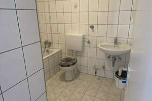 Renovierte 3-Zimmer-Wohnung mit Nutzung des Gemeinschaftsgartens zu vermieten – Hofstr. 12, 46149 Buschhausen, Oberhausen – Vorschaubild 13