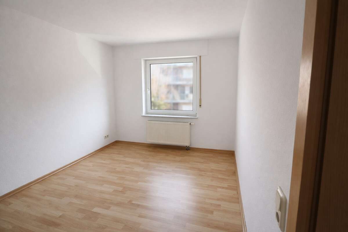 Immobilie in Hohe Börde - Gepflegte 2,5-Zimmer-Wohnung mit Badewanne & Balkon - In Irxleben - Bild 0