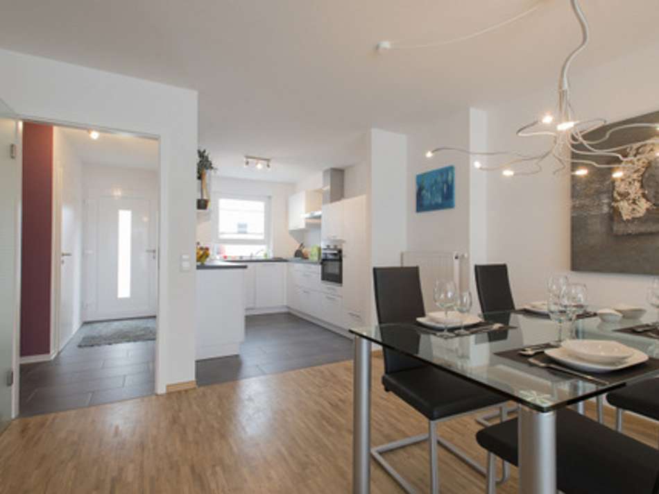 EssenKuecheBlickinFlur