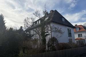 Rarität in einer der exklusivsten Lagen Münchens - 714qm am Nymphenburger Kanal! Provisionsfrei.