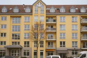 Leerstehende & top gepflegte 2-Zimmer-Wohnung im Sonnenhof mit Duplex-Parker – Die vollständige Adresse der Immobilie erhältst du vom Anbieter., 90763 Nördliche Südstadt, Fürth – Vorschaubild 1