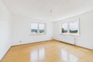 RESERVIERT – Tolles Haus im Grünen, mit richtigem Garten, Bayerischer Waldblick & flexibler Nutzung – Die vollständige Adresse der Immobilie erhältst du vom Anbieter., 94357 Konzell – Vorschaubild 7