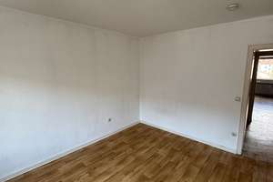 Dachgeschoss mit Balkon und 2 Schlafzimmern in Duisburg-Sternbuschweg – Sternbuschweg 14, 47057 Neudorf-Nord, Duisburg – Vorschaubild 5
