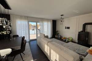 Top-Exklusiv : Haus mit gehobener Innenausstattung und rießen Terrasse, Garten und Garage – Lengdorfer Straße 11, 84424 Isen – Vorschaubild 2