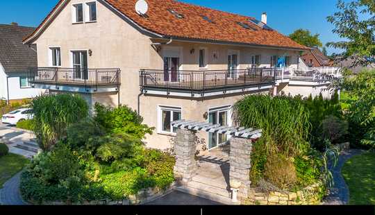 Bild von Hannover - Garbsen | Mediterrane Doppelhaushälfte mit Einliegerwohnung, luxuriösem Garten & Terrasse